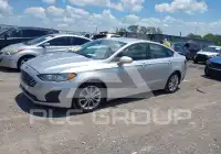 2019 Ford FUSION фото
