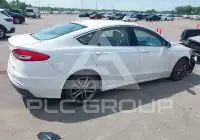 2019 Ford FUSION фото