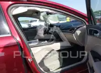 2019 Ford FUSION photo
