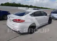 2019 Ford FUSION фото