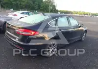 2019 Ford FUSION photo