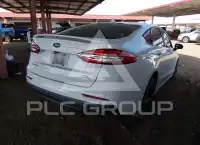 2019 Ford FUSION photo