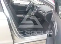 2019 Ford FUSION photo