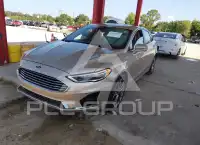 2019 Ford FUSION photo