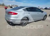 2019 Ford FUSION photo