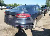 2019 Ford FUSION photo
