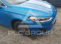 2019 Ford FUSION фото