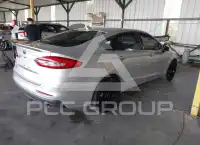2019 Ford FUSION photo