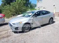 2019 Ford FUSION photo