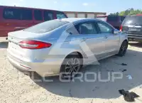2019 Ford FUSION photo