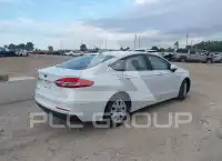 2019 Ford FUSION фото