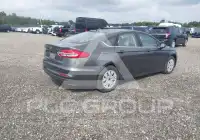 2019 Ford FUSION photo