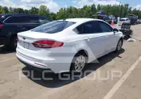 2019 Ford FUSION фото