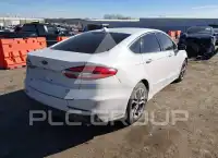 2019 Ford FUSION photo