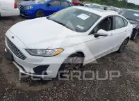 2019 Ford FUSION photo