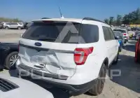 2019 Ford EXPLORER photo
