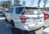 2019 Ford EXPLORER photo