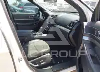 2019 Ford EXPLORER photo