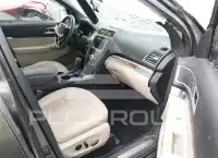 2019 Ford EXPLORER photo