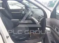 2019 Ford EXPLORER photo