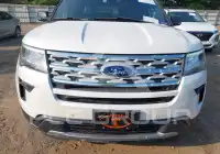 2019 Ford EXPLORER photo