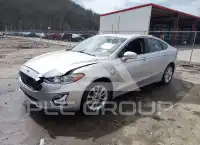 2019 Ford FUSION фото