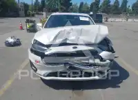 2019 Ford FUSION фото