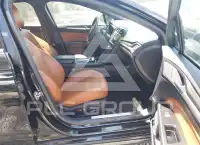 2019 Ford FUSION photo