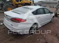 2019 Ford FUSION фото