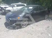 2019 Ford FUSION photo