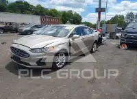 2019 Ford FUSION photo