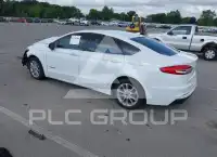 2019 Ford FUSION photo