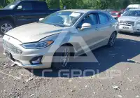 2019 Ford FUSION photo