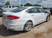 2019 Ford FUSION photo