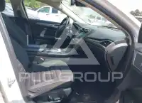 2019 Ford FUSION photo