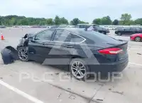 2019 Ford FUSION фото