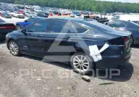 2019 Ford FUSION photo