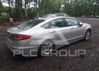 2019 Ford FUSION фото