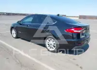 2019 Ford FUSION photo