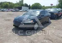 2019 Ford FUSION photo