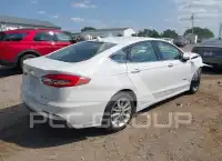 2019 Ford FUSION фото