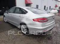 2019 Ford FUSION photo