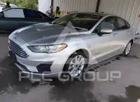 2019 Ford FUSION фото