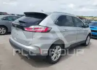 2019 Ford EDGE photo