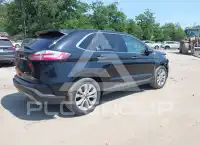 2019 Ford EDGE photo