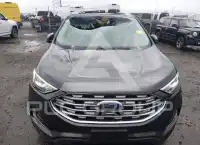2019 Ford EDGE photo
