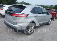2019 Ford EDGE photo