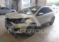 2019 Ford EDGE photo