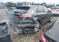 2019 Ford EDGE photo