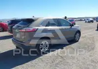 2019 Ford EDGE photo